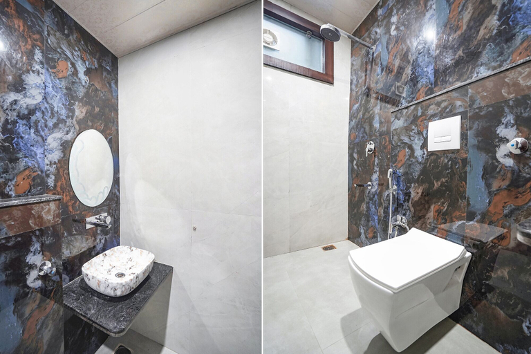 Bathroom, Fabhotel Shree Priya Pritam Dham, Mathura