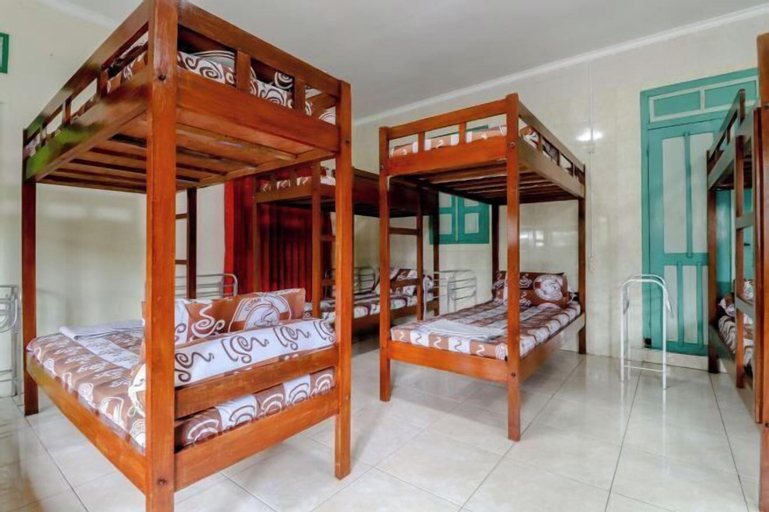 Bedroom 12