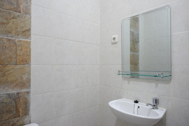 Bathroom 6