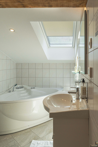 Bathroom 4, Hotel Lavender - Oleander Resort, Izola