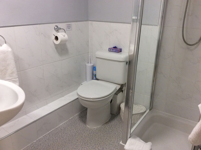 Bathroom 3, Dunster Mill House, Somerset