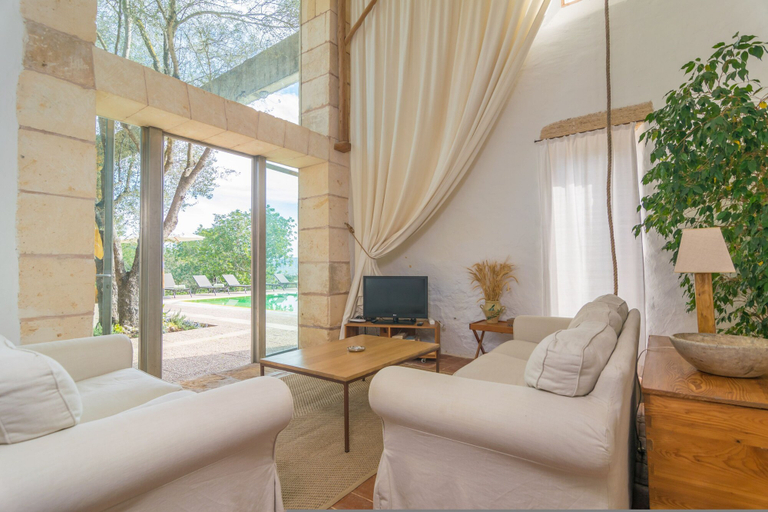 Room 2, Viterbo in Mallorca With 3 Bedrooms and 3 Bathrooms, Baleares