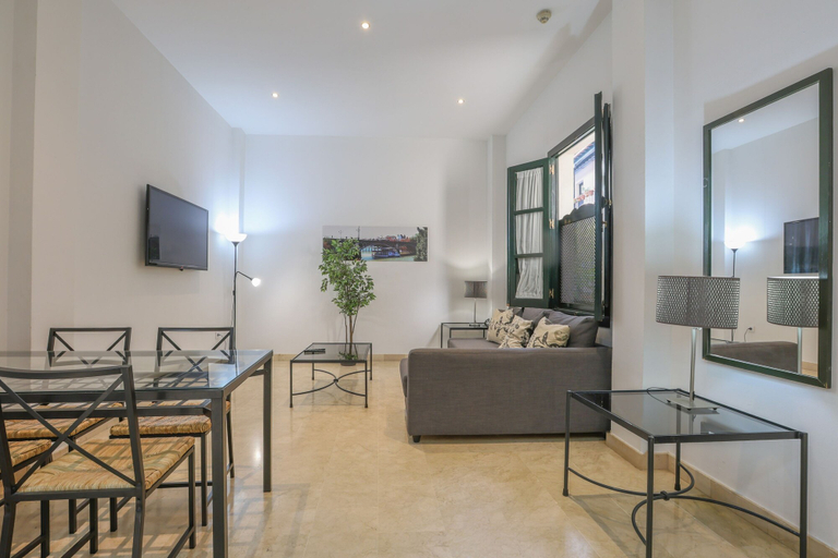 Room 3, Patio De La Cartuja 4 Pax, Sevilla