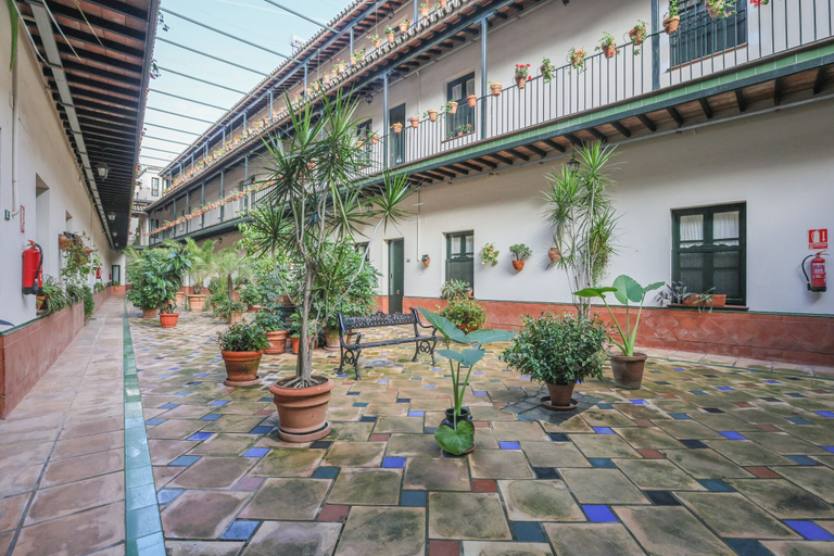 Room 3, Patio De La Cartuja 4 Pax, Sevilla
