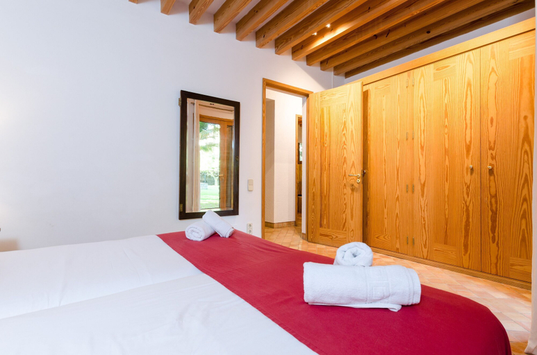 Room 3, Villa Son Floriana in Cala Bona, Baleares