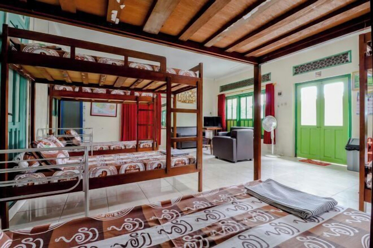 Bedroom 14