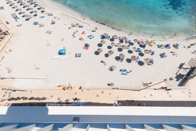 Room 4, Luisamar Sea View in S Illot-cala Morlanda, Baleares