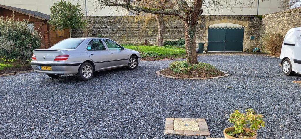 Others 5, 1 chambre 2 personnes dans une maison avec jardin proche centres d'interet et commerces, Calvados