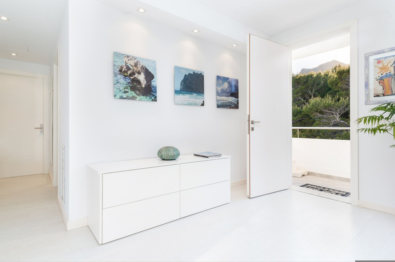 Bathroom 5, Cala Clara in Cala Sant Vicen, Baleares