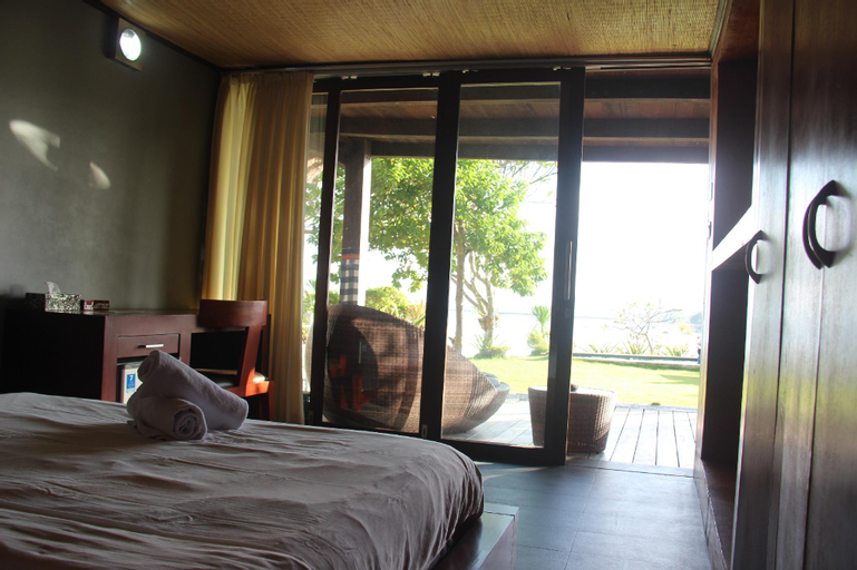 Bedroom 16