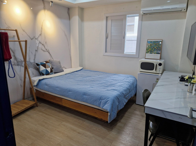 Others 5, Yeon Stay, Gangbuk