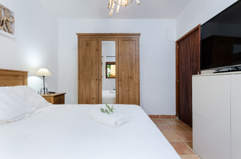 Room 3, Cas Pati Son Moja in Santa y, Baleares