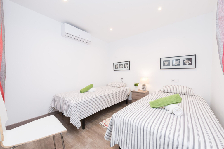 Room 4, Quinze Germans in Port d Andratx, Baleares