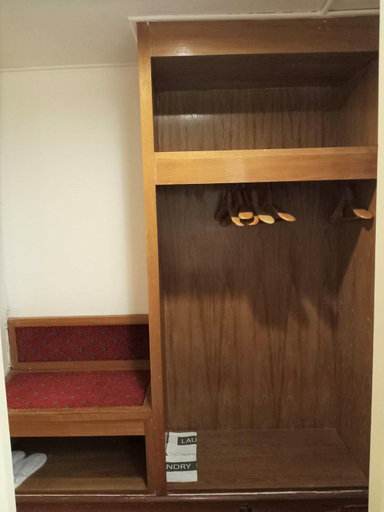 Others 5, Cathay Hotel, Batong
