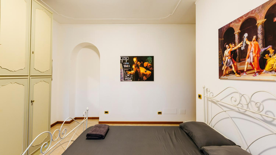 Others 4, Art Suites Verona, Verona