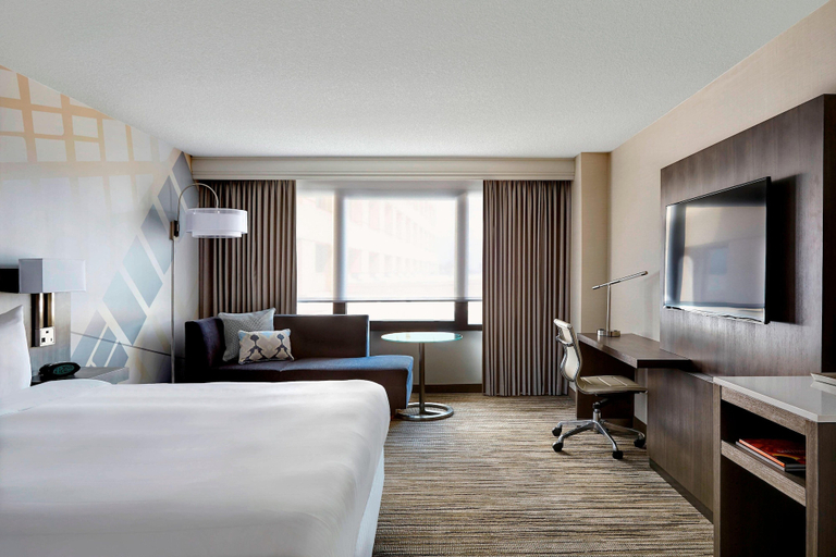Bedroom 3, San Francisco Airport Marriott Waterfront, San Mateo
