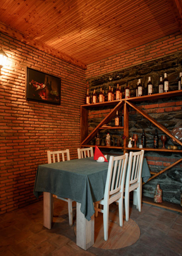 Food & Drinks 3, Lunisi Kvareli, Kvareli