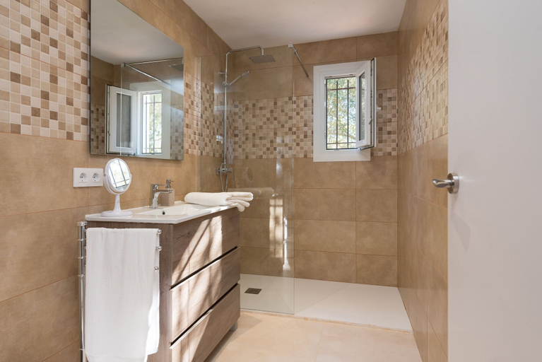 Room 5, Las Piedras in Llucmajor, Baleares