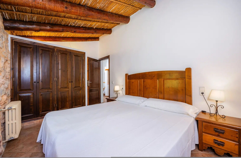 Room 2, S Hort De Sa Bagura - Es Sestador, Baleares