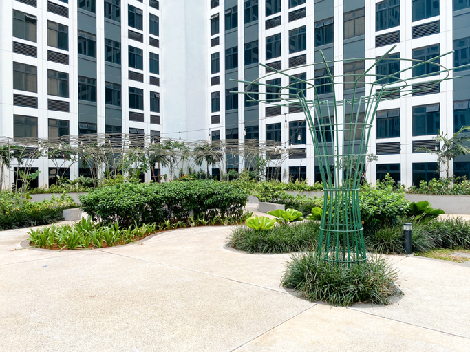 Exterior 4, Simply Look and Restful Studio Pollux Chadstone Apartment By Travelio, Cikarang
