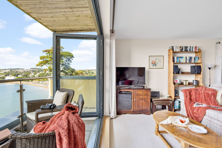 Room 3, B6 Masts in Torquay With 3 Bedrooms and 2 Bathrooms, Torbay