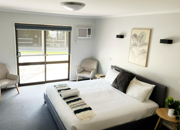 Bedroom 9