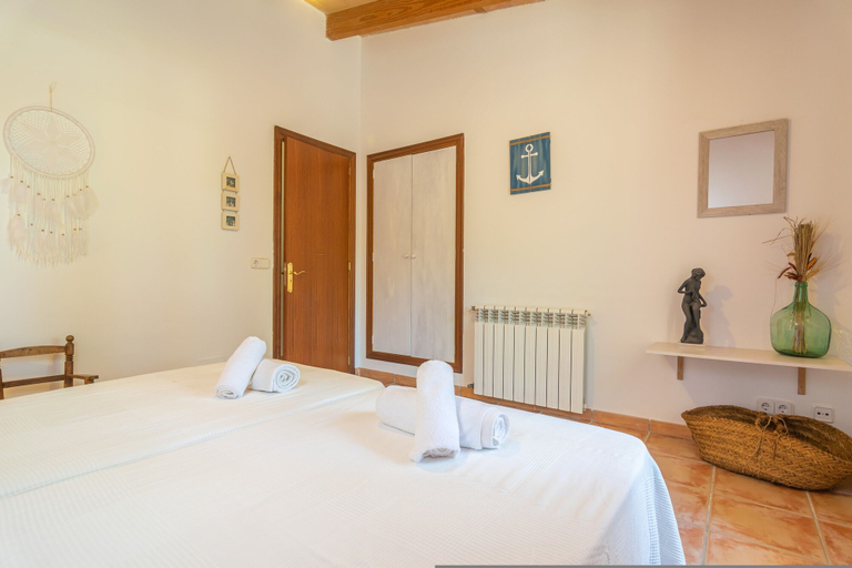 Room 2, Es Garballons in Manacor, Baleares