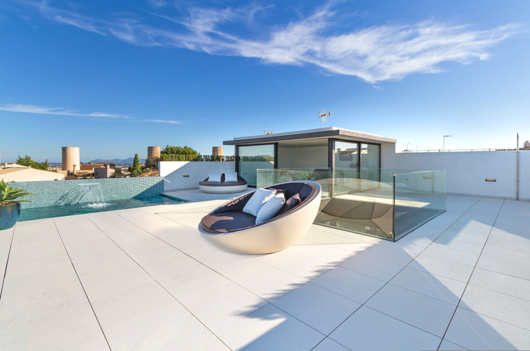 Room 2, Montblau in Buger With 4 Bedrooms and 5 Bathrooms, Baleares