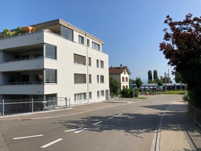 2, Arnold's Neues Bahnhofli, Arbon