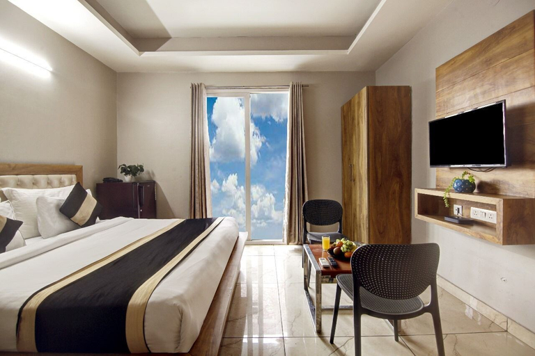 Bedroom 4, The Palm Suites, Gurgaon