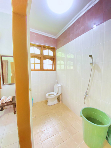 Bathroom, Zultanz Villa 60 Puncak, Bogor