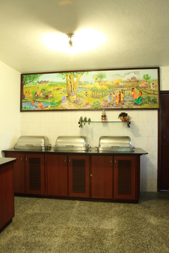 Food & Drinks 5, Pondicherry Executive Inn, Puducherry