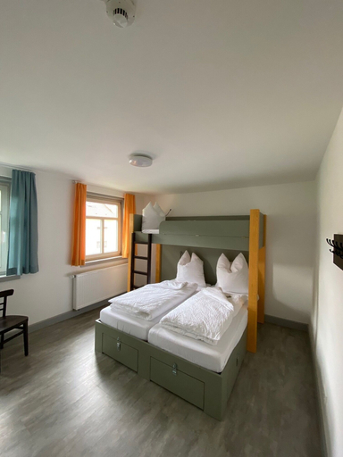 Bedroom 4, Hostel Altes Spital Balingen, Zollernalbkreis