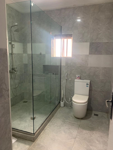 Bathroom 5, Mountain Top Lodge, Ikeja