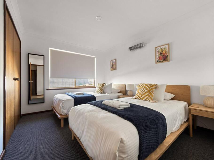 Bedroom 2, Whale Watch Augusta Family Retreat, Augusta-Margaret River
