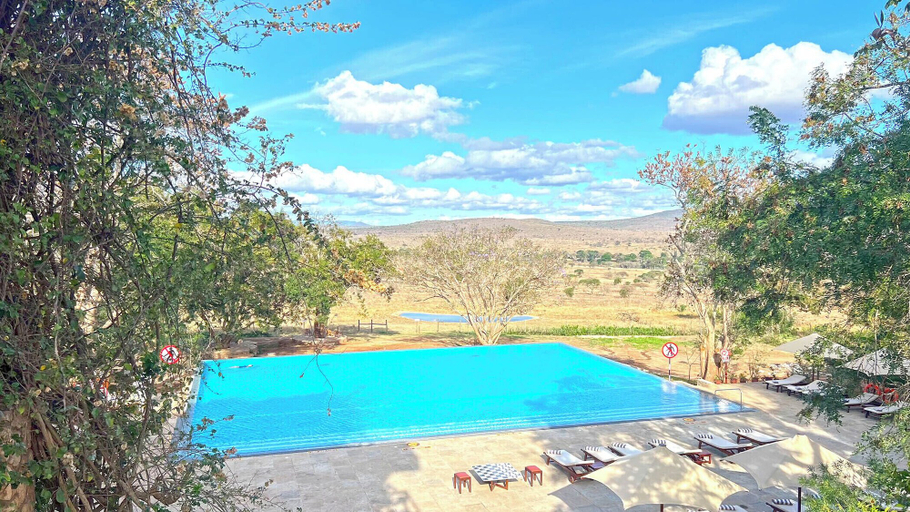 Sport & Beauty 2, Taita Hills Safari Resort & Spa, Mwatate