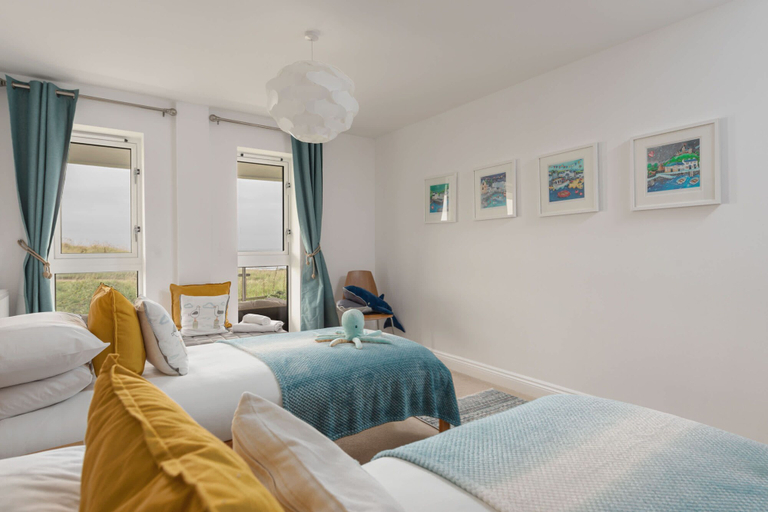 Room 4, Host Stay Sunset, Cornwall