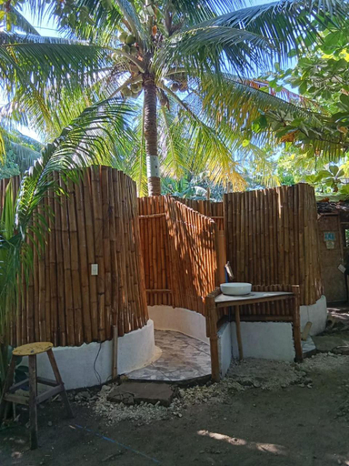 Others 4, Georgia's Neverland Hostel, Daanbantayan