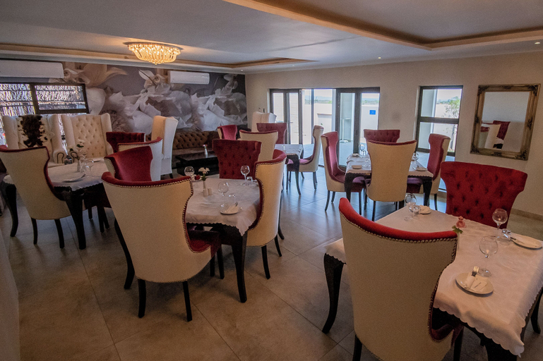 Food & Drinks 4, Lefa Boutique Hotel, Bojanala