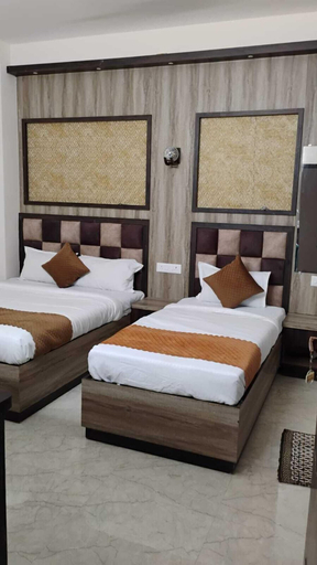 Room 4, Devvanshi Palace, Varanasi