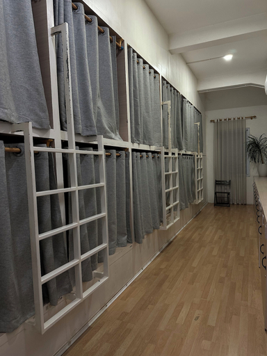 Others 5, Petit Espace Hostel, Vientiane