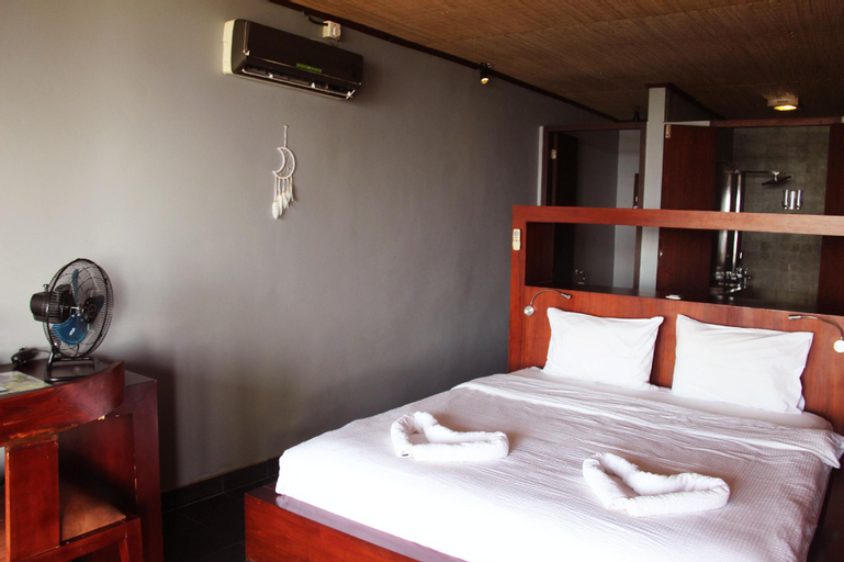 Bedroom 15