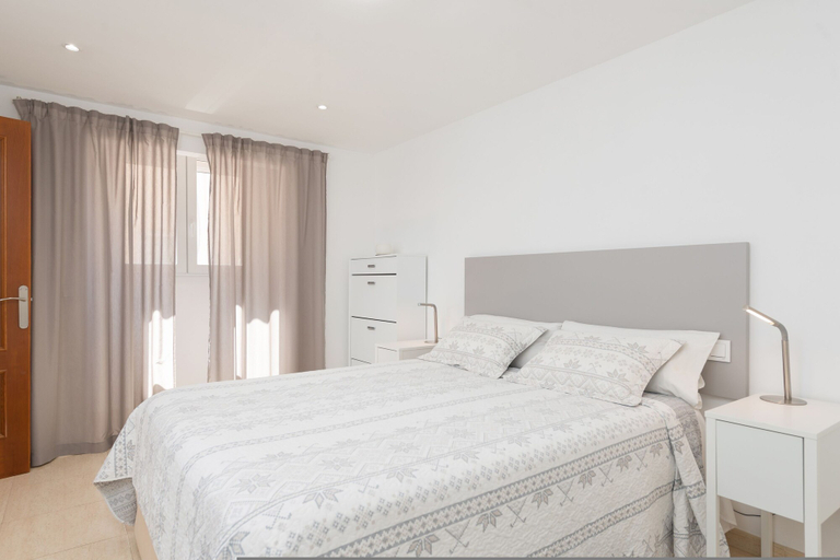 Room 5, Luisamar Sea View in S Illot-cala Morlanda, Baleares