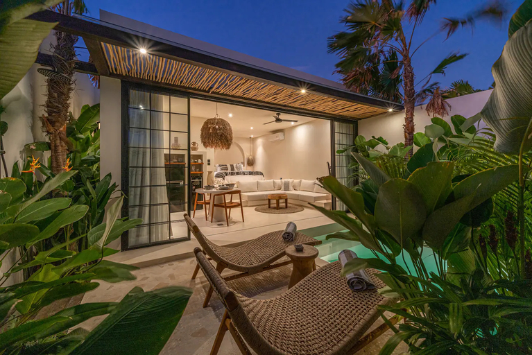 Exterior & Views 2, Casa Vera – Tropical Paradise 1-Bedroom Villas in the Heart of Umalas, Badung
