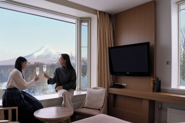 Bedroom 4, Hakodate Onuma Prince Hotel, Nanae