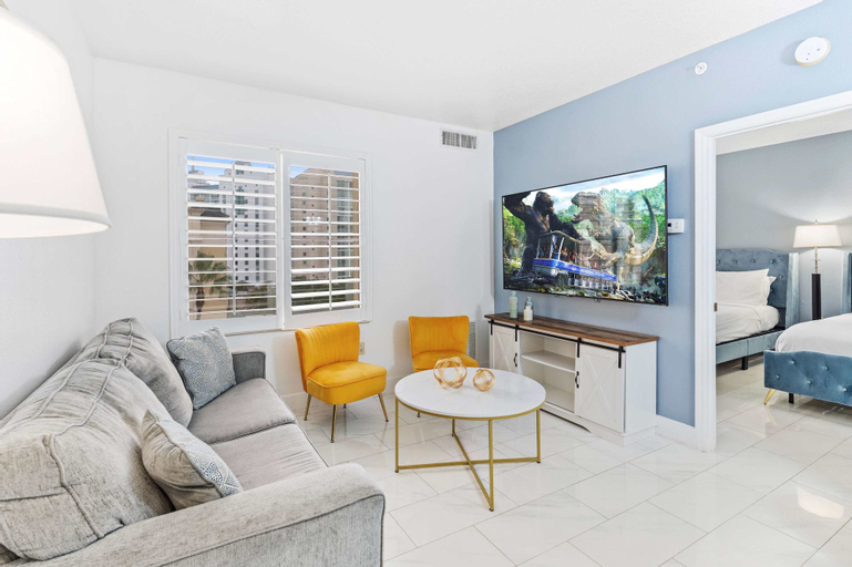 7601 Canada Avenue #502, Orange