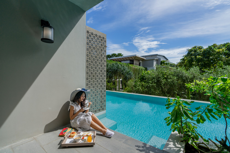 Proud Phuket, Phuket Island