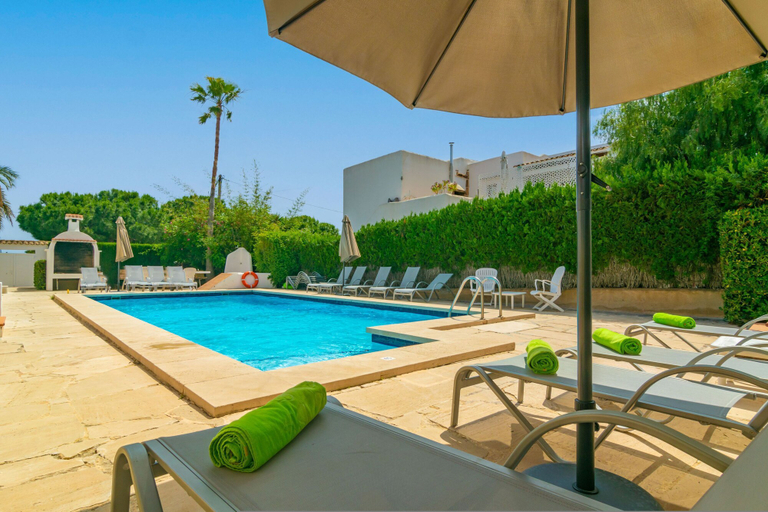 Room 4, Ona 1 in Cala d Or With 2 Bedrooms and 1 Bathrooms, Baleares