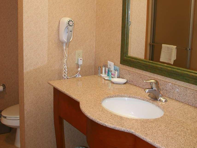 Bathroom 4