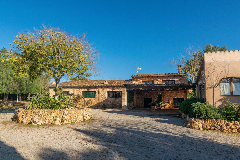 Room 2, Canaus in Campos With 3 Bedrooms and 2 Bathrooms, Baleares